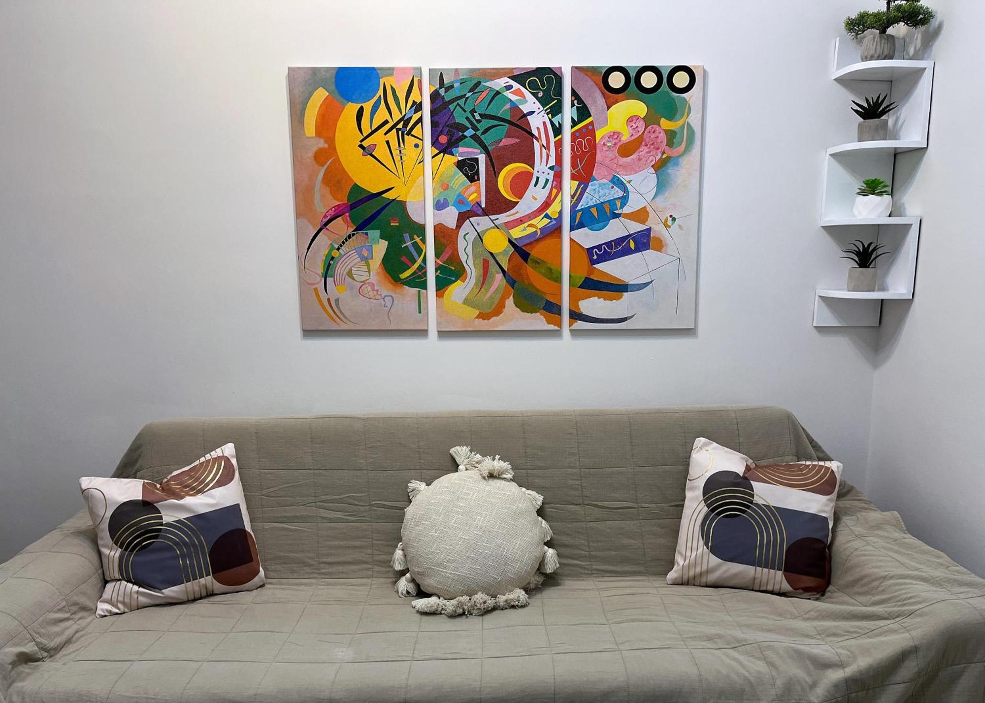 Main Street Retreat Apartment With Free Parking Сараево Экстерьер фото